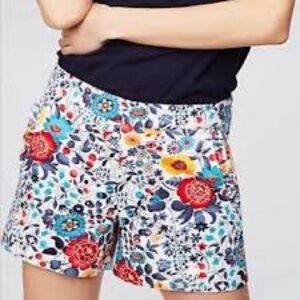 NWT Ann Taylor loft floral shorts size 8 with pockets